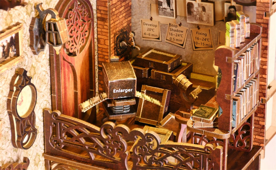 Book Nook DIY Film Darkroom